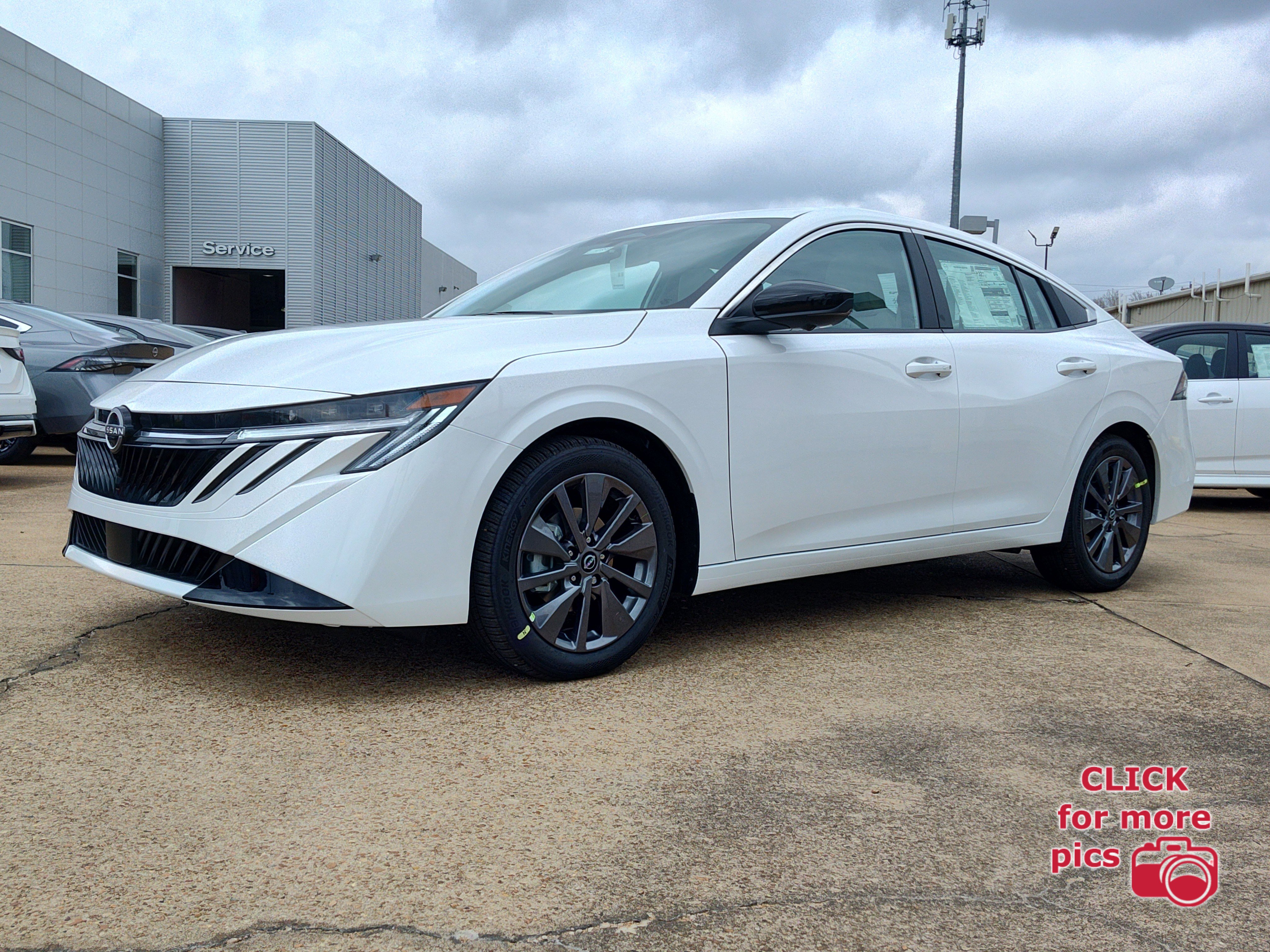 2026 Nissan Sentra SL's photo