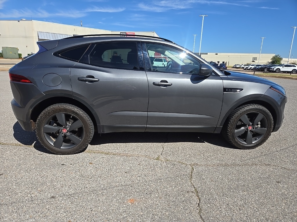 2019 Jaguar E-PACE S photo 4