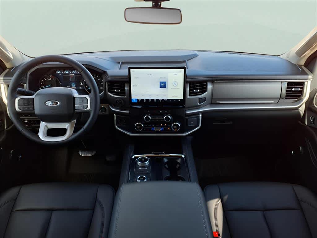 2024 Ford Expedition MAX XLT photo 7