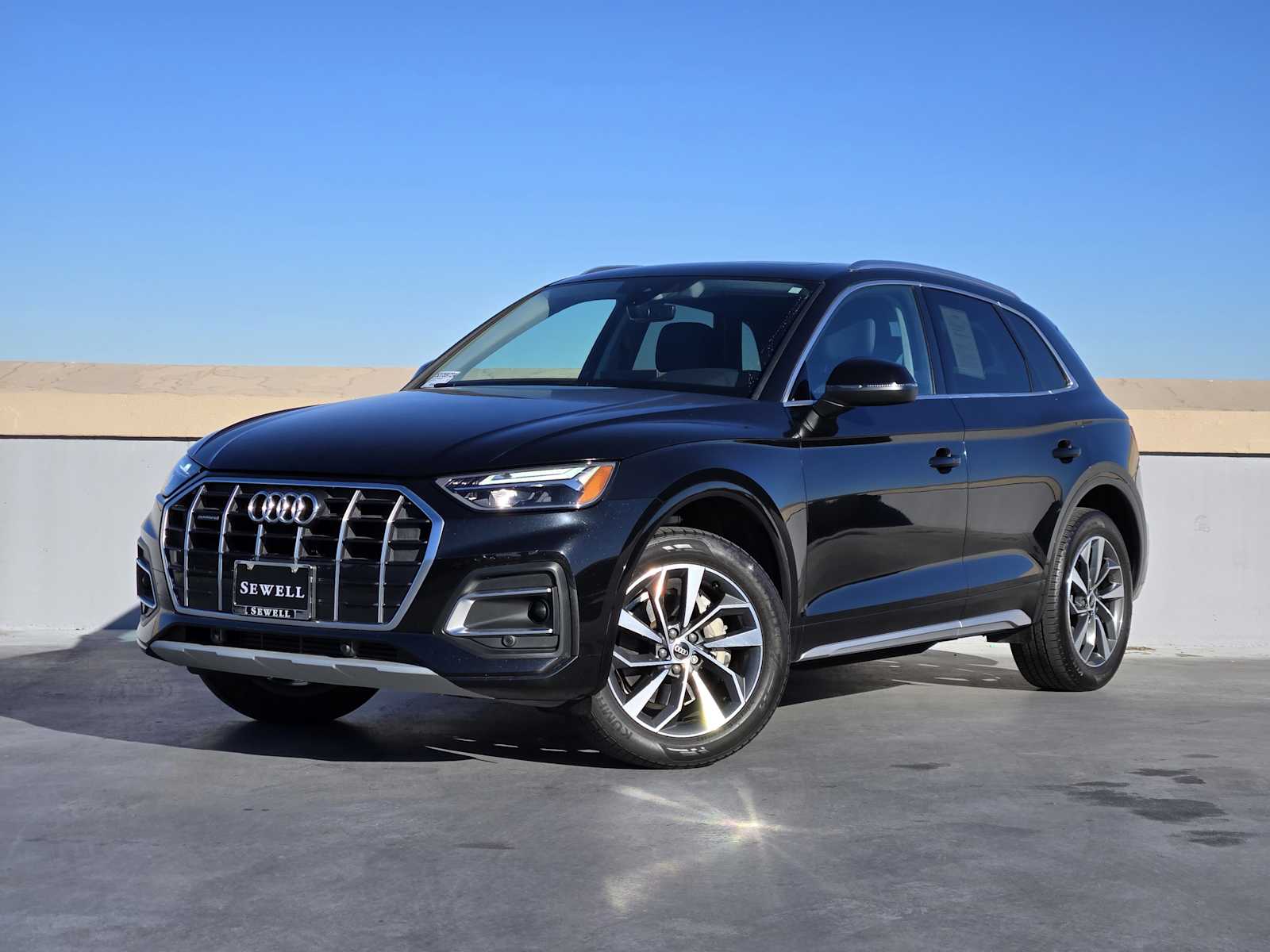 2021 Audi Q5 Premium's photo