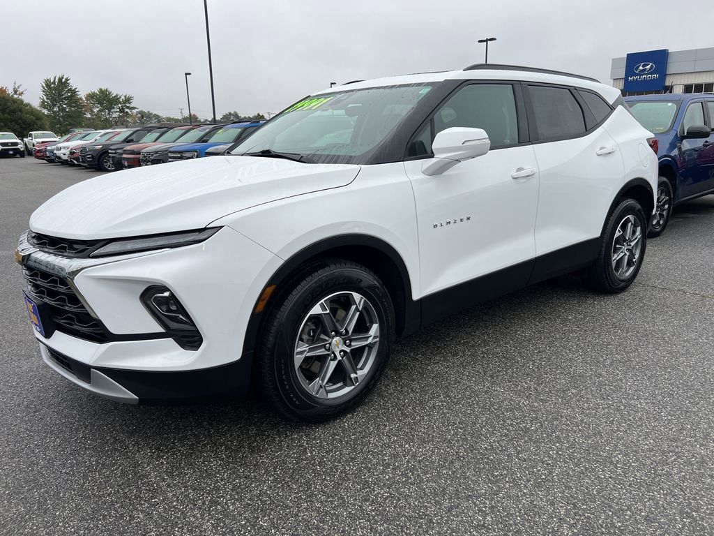 2024 Chevrolet Blazer 3LT photo 3