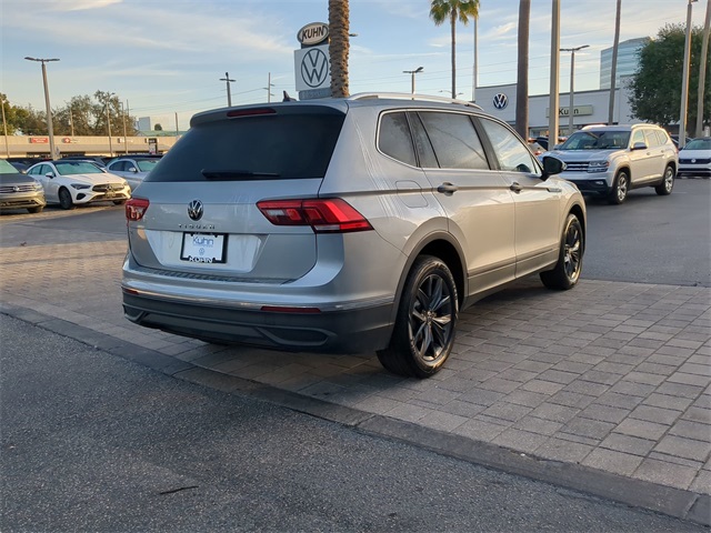 2023 Volkswagen Tiguan SE photo 4