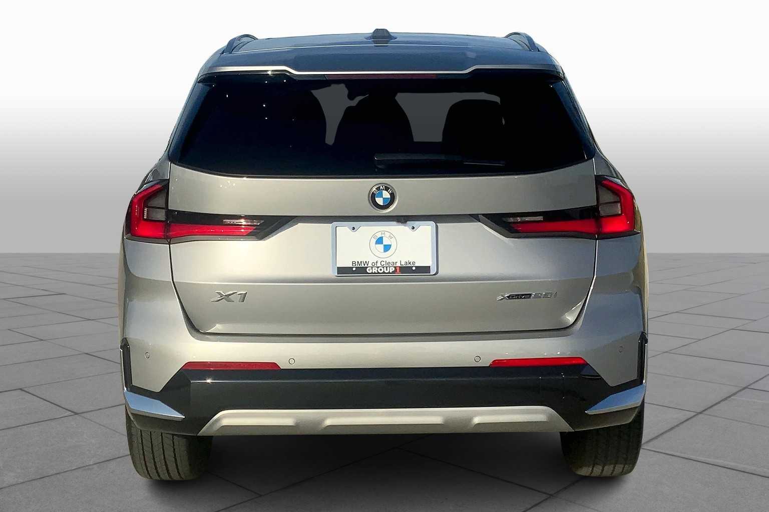 2025 Bmw X1 XDrive28i photo 3