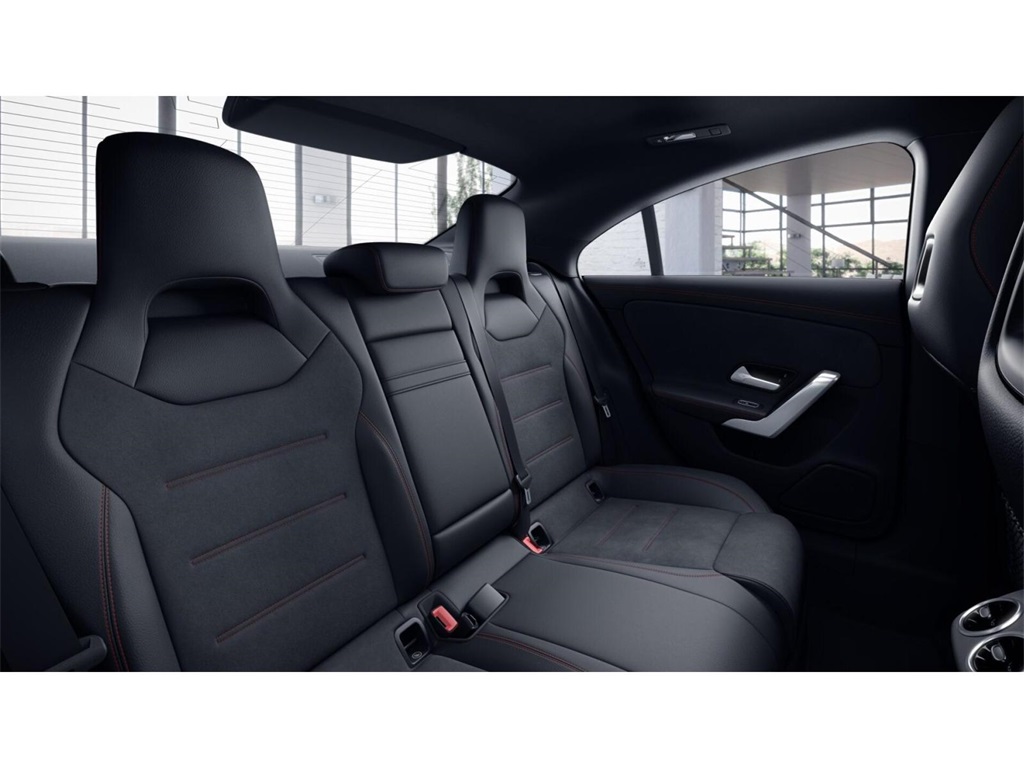 2023 Mercedes Benz CLA 250 4MATIC photo 5