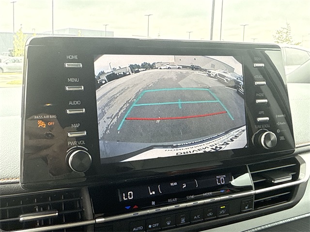 2023 Toyota Sienna XSE photo 17