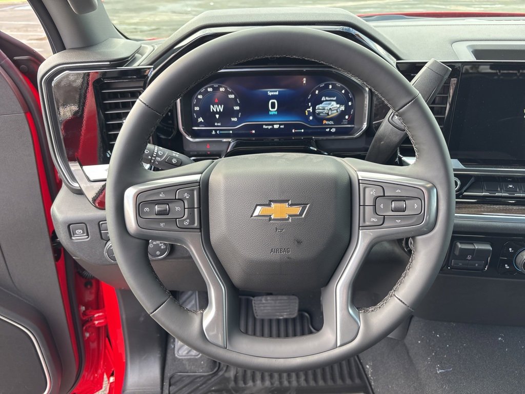 2025 Chevrolet Silverado 1500 LT photo 10