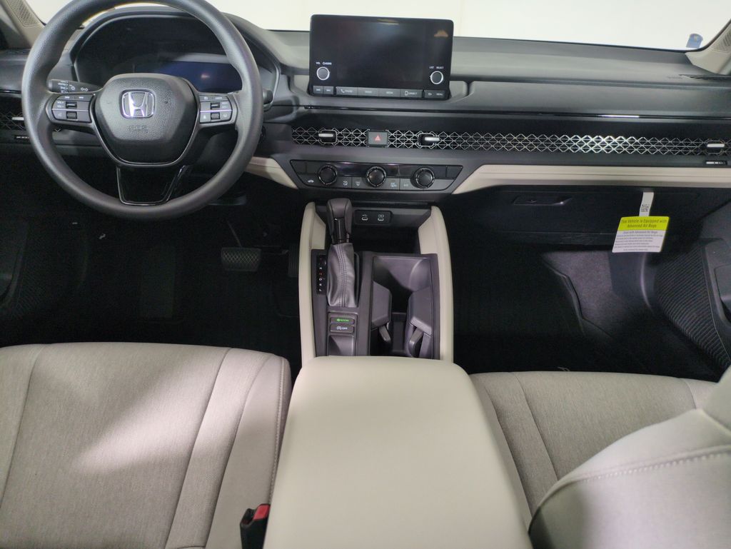 2025 Honda Accord SE photo 17