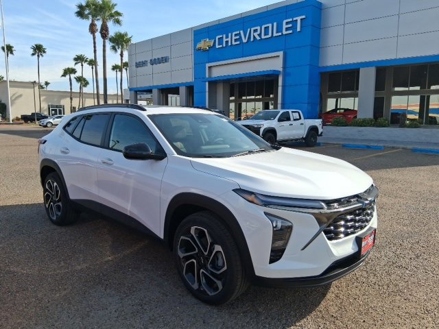 2026 Chevrolet Trax RS's photo