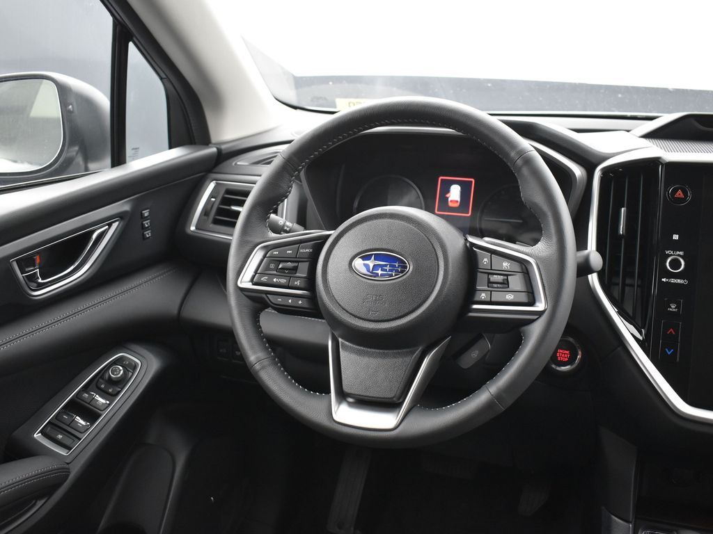 2025 Subaru Ascent Limited photo 13