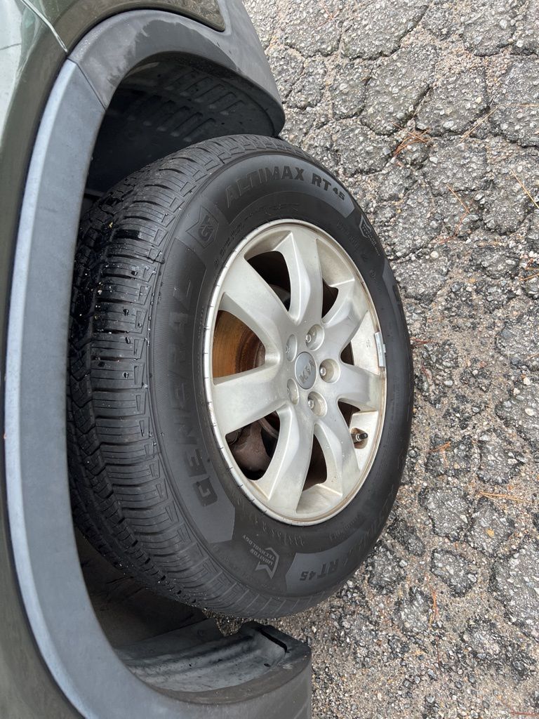 2013 Kia Sorento Base LX photo 22