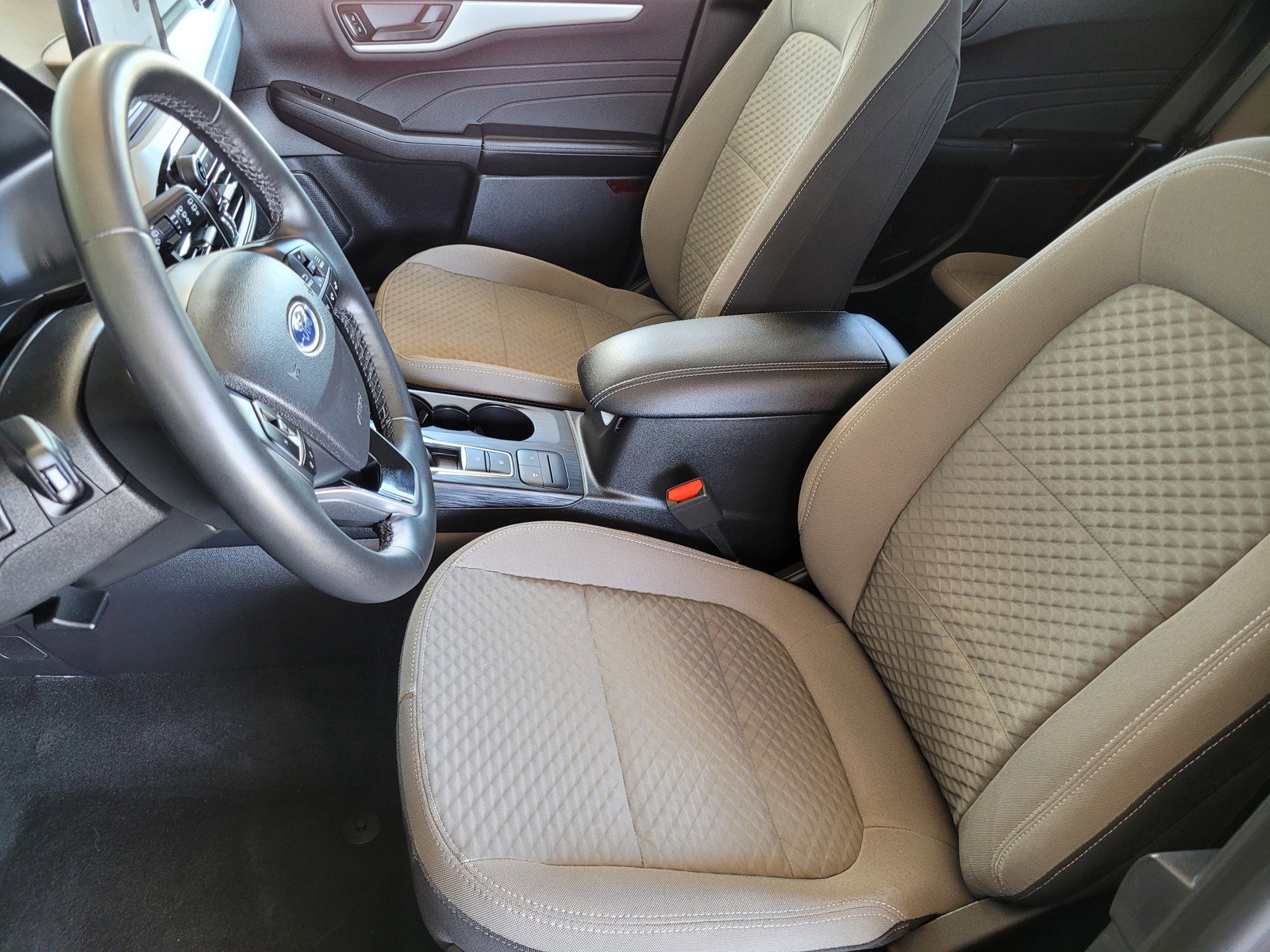 2022 Ford Escape SE photo 15
