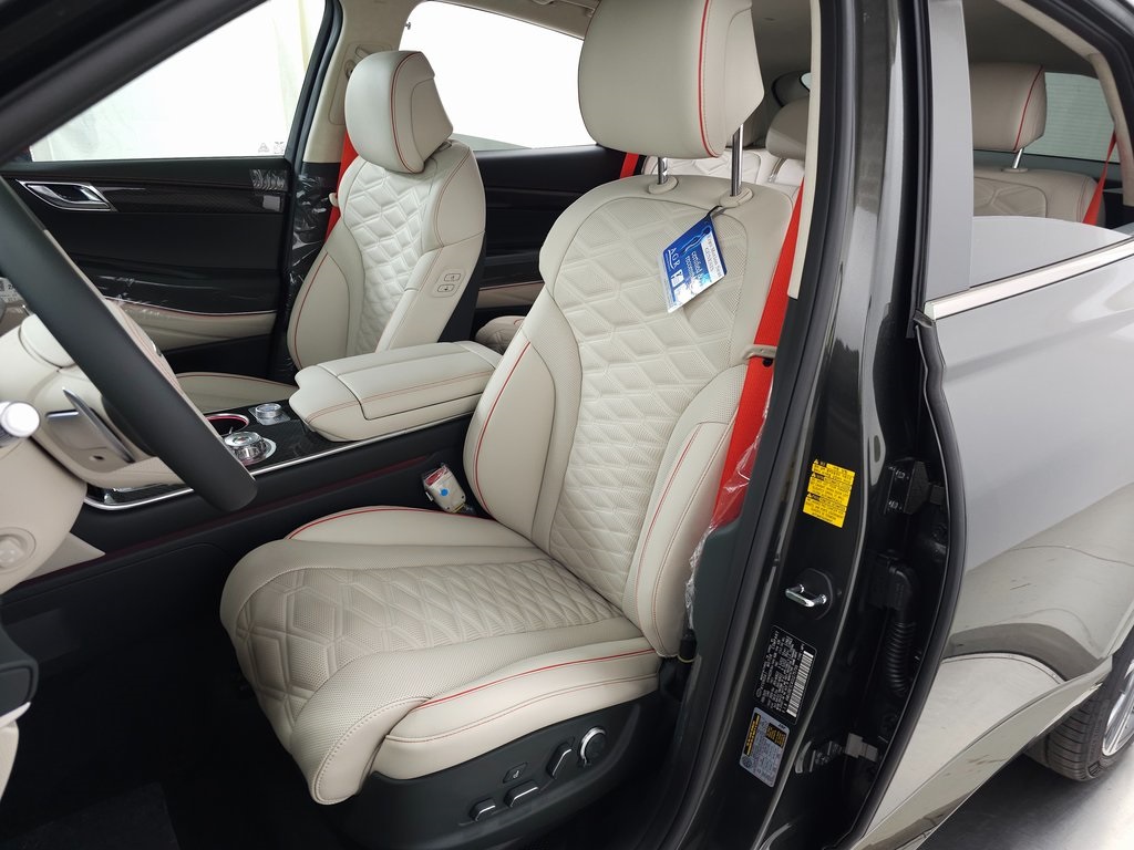 2025 Genesis GV80 Coupe 3.5T AWD photo 12