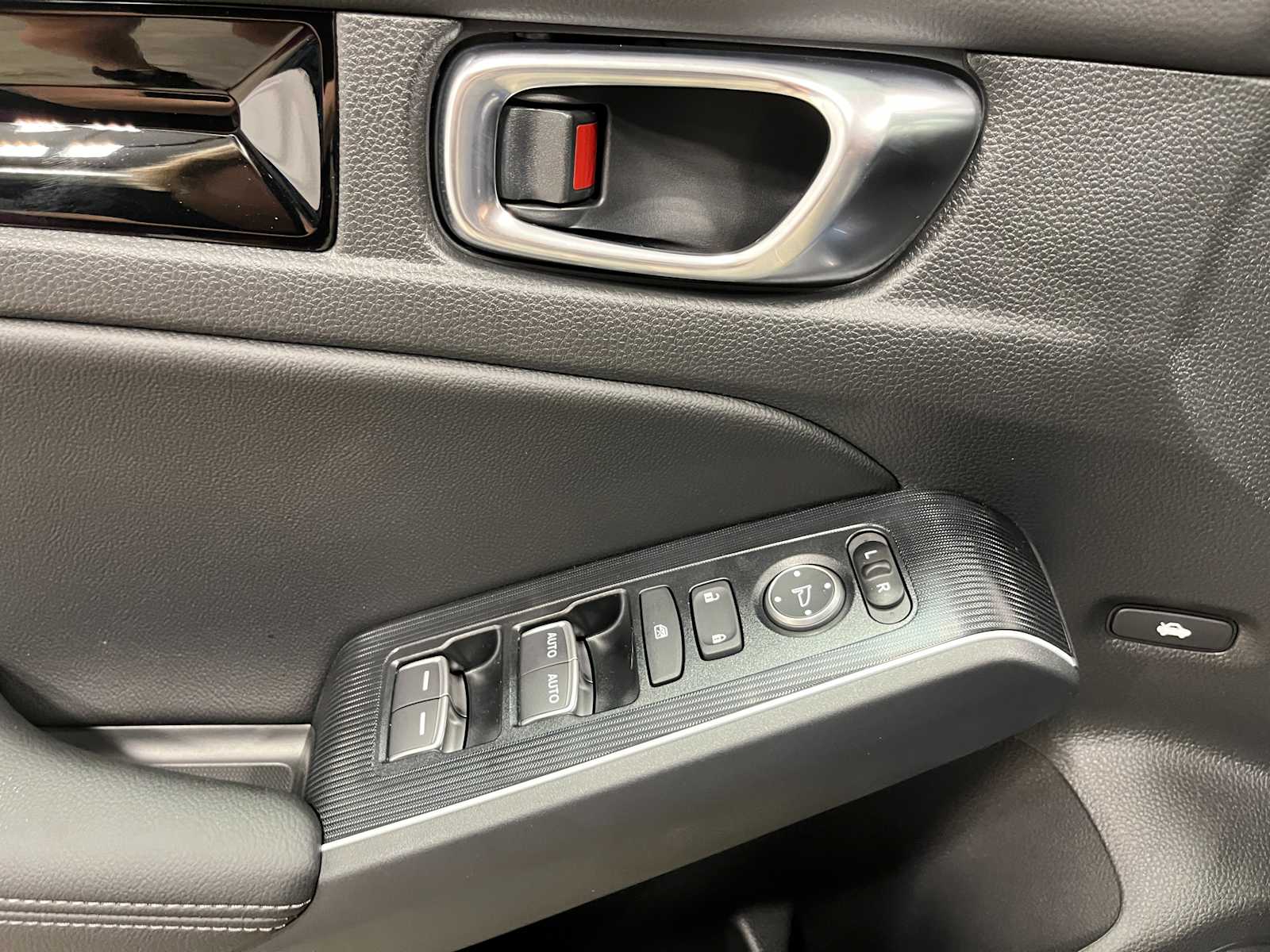 2026 Honda Civic Sport Touring photo 15