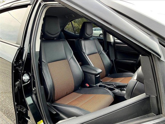2016 Toyota Corolla Plus photo 11