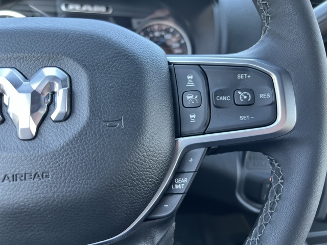 2025 Ram 2500 Big Horn photo 7
