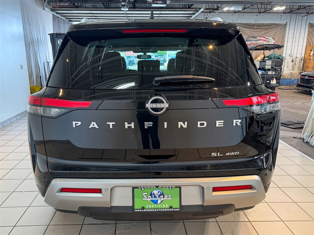 2022 Nissan Pathfinder SL photo 7