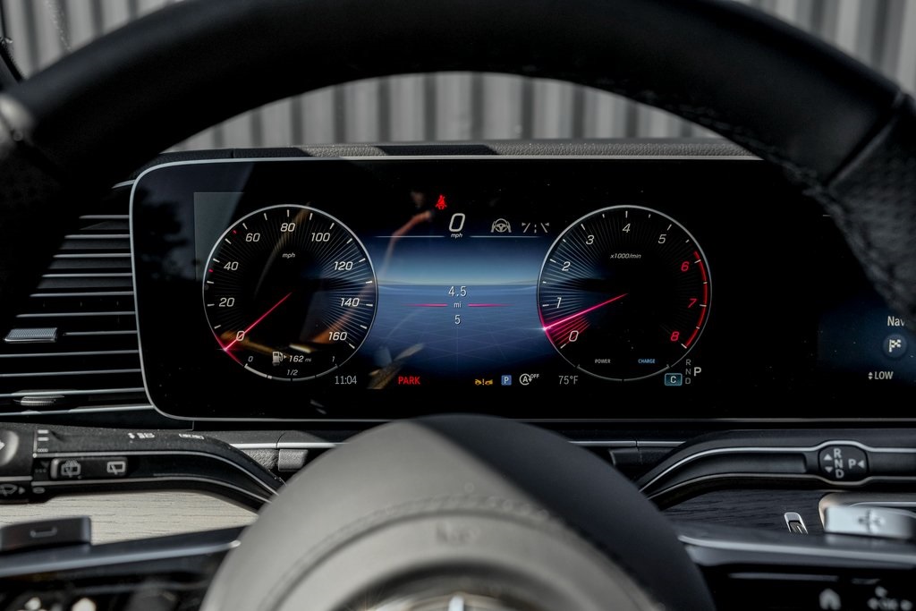2026 Mercedes Benz GLS 450 4MATIC photo 12