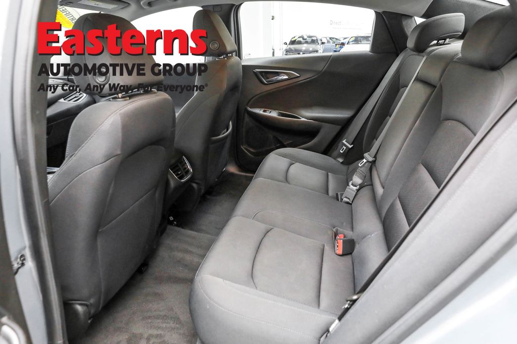 2023 Chevrolet Malibu 1LT photo 16