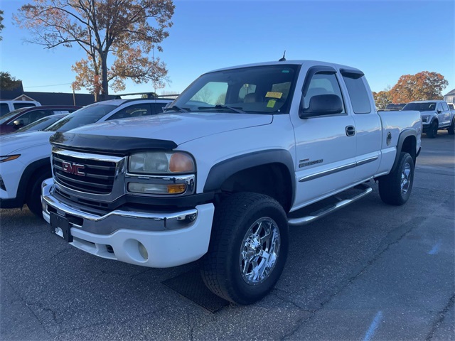 2004 Gmc Sierra SLT photo 3
