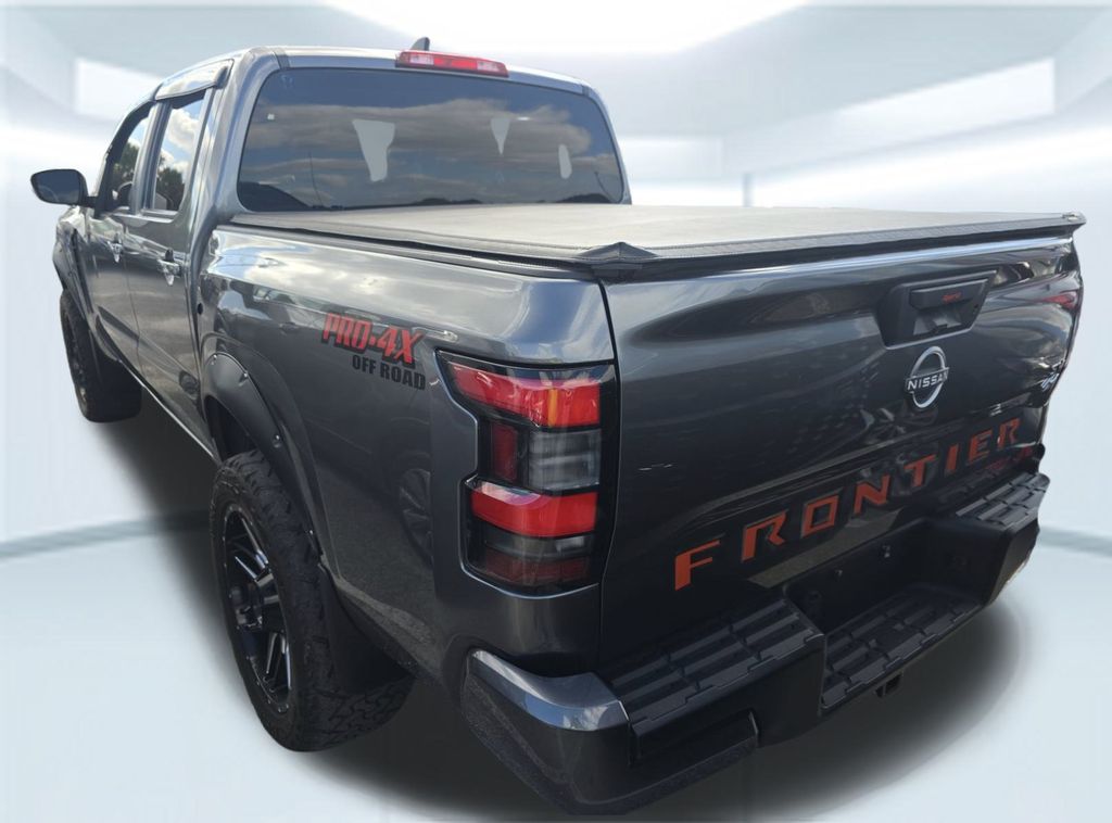 2023 Nissan Frontier SV photo 4