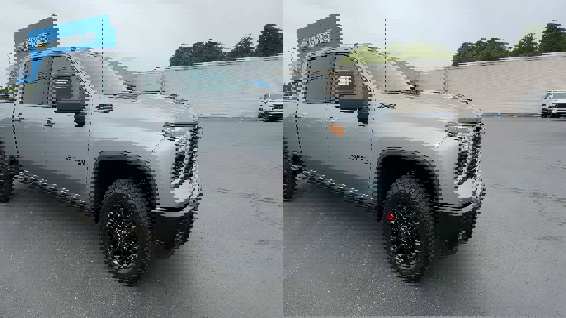 2025 Chevrolet Silverado 2500HD LTZ photo 2