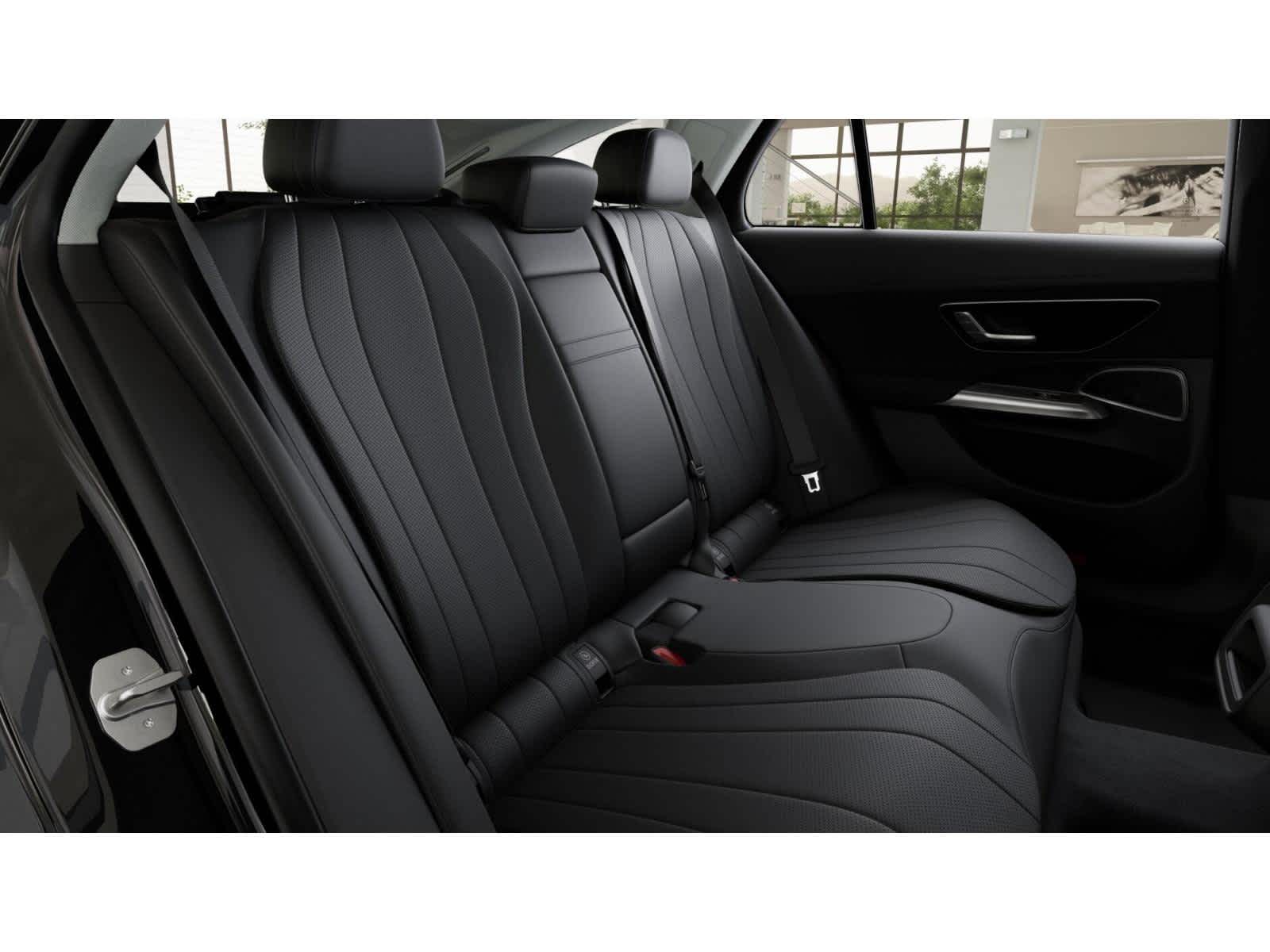 2026 Mercedes Benz E 450 4MATIC All-Terrain photo 4