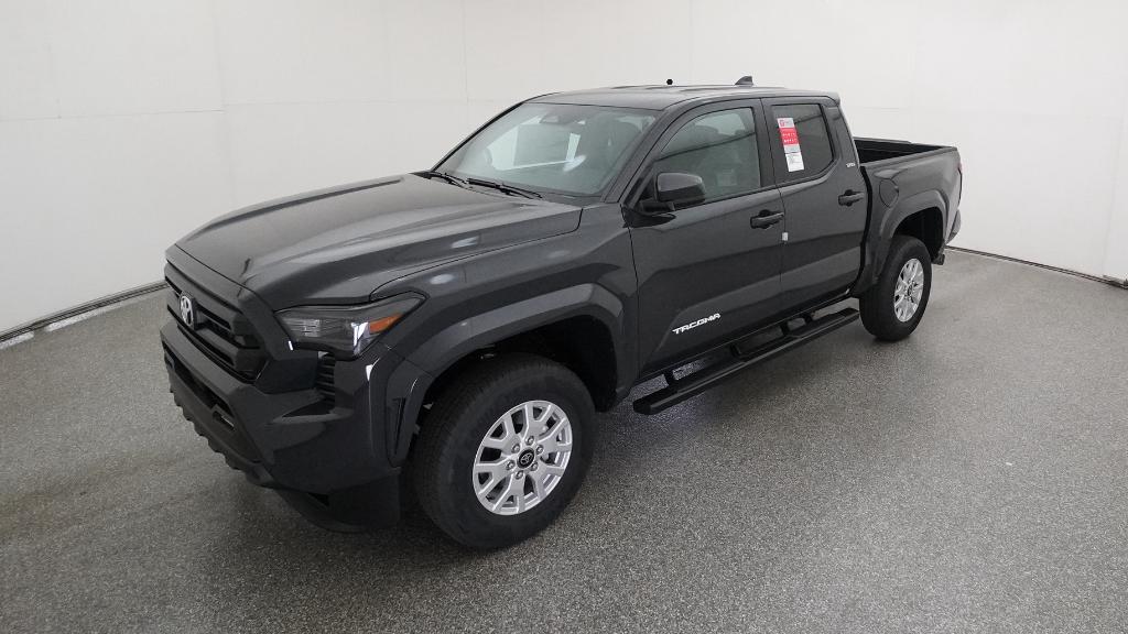 2025 Toyota Tacoma SR5's photo