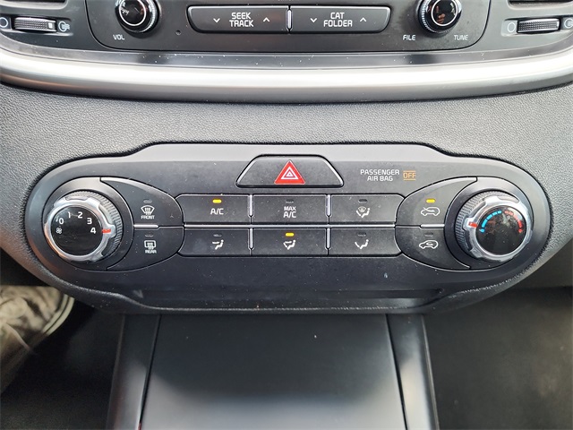 2018 Kia Sorento LX photo 23