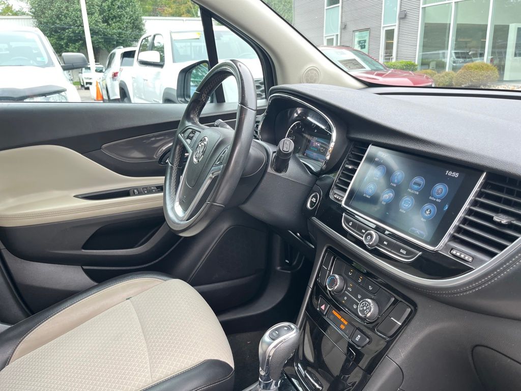 2021 Buick Encore Preferred photo 28
