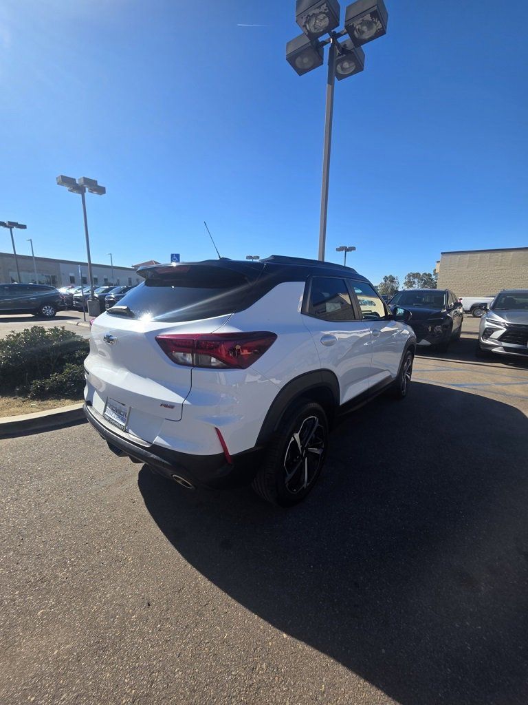 2023 Chevrolet Trailblazer RS photo 3