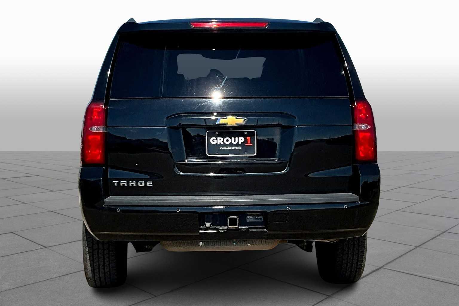 2020 Chevrolet Tahoe LT photo 3