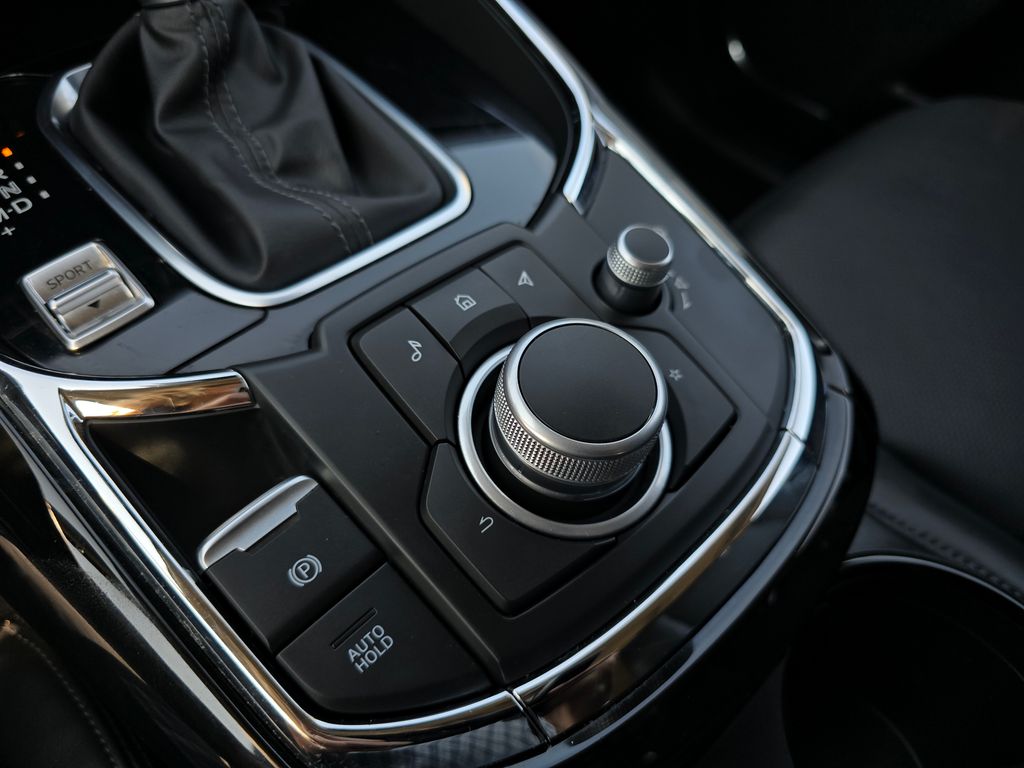 2022 Mazda CX-9 Touring photo 26