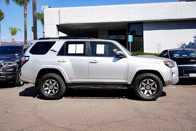 2021 Toyota 4Runner TRD Off-Road Premium photo 5