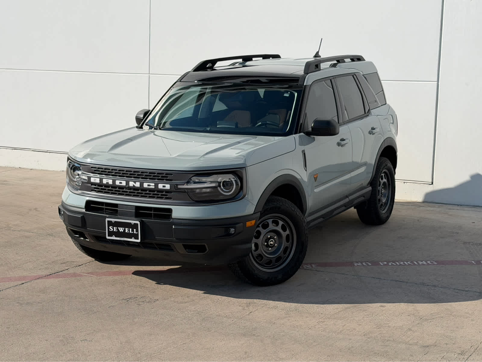 2023 Ford Bronco Sport Badlands photo 2