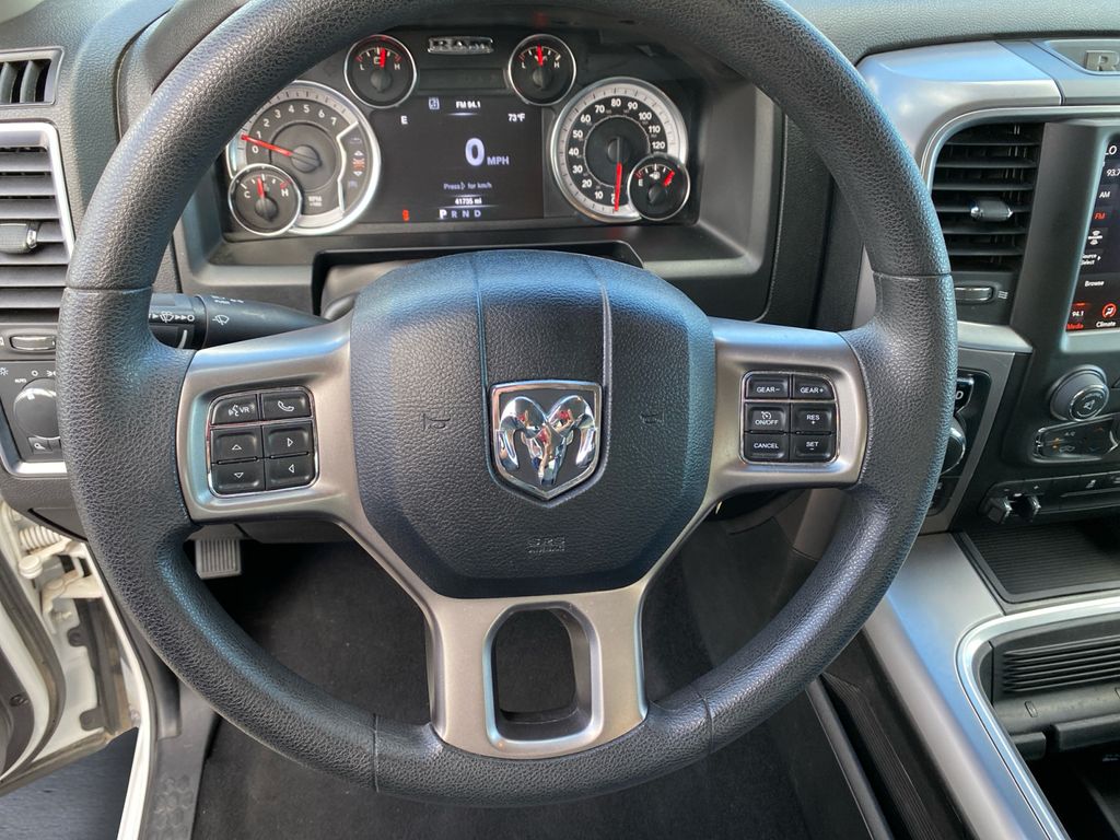 2023 Ram 1500 Classic SLT photo 7