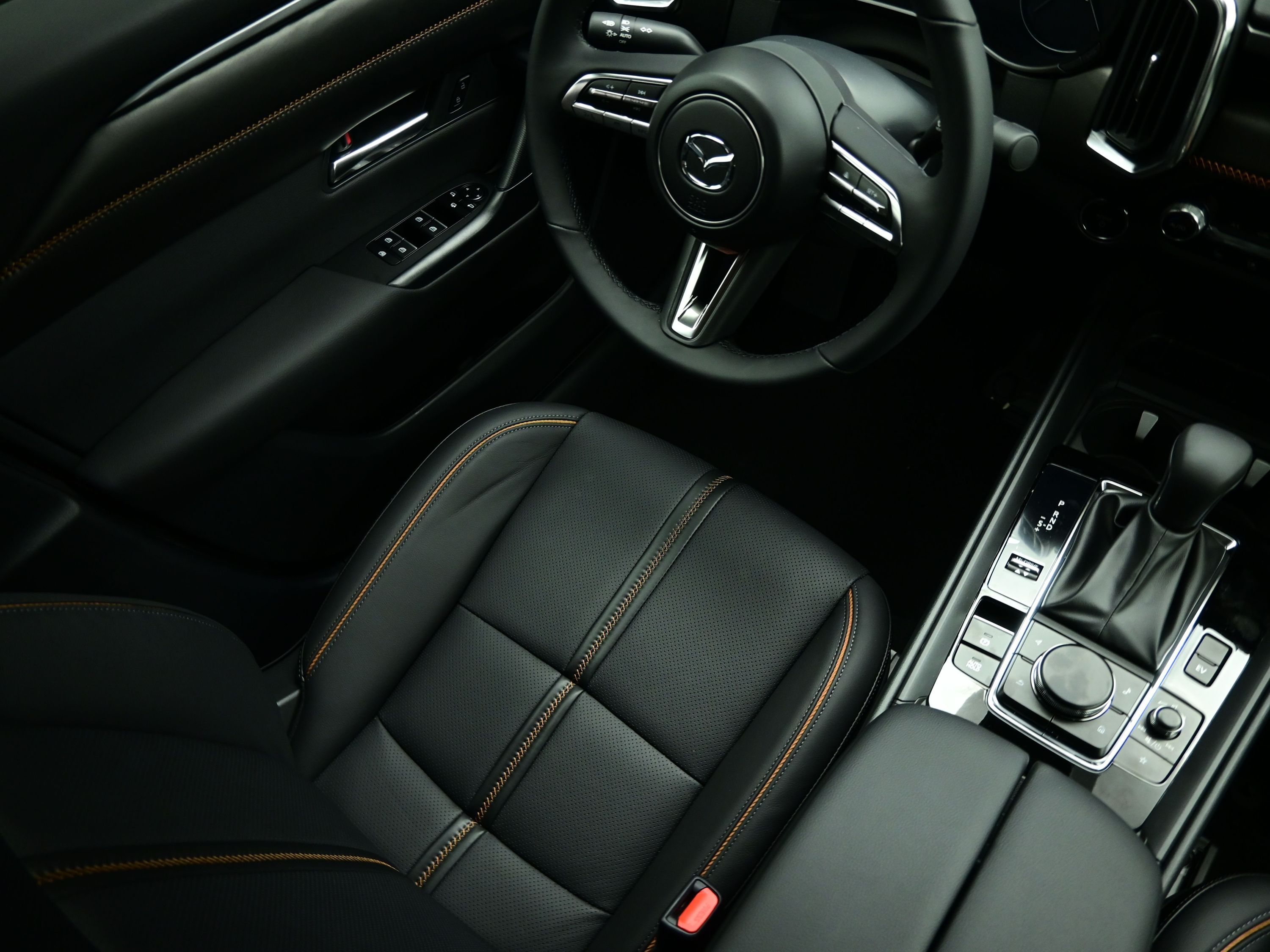 2025 Mazda CX-50 Premium Plus photo 7