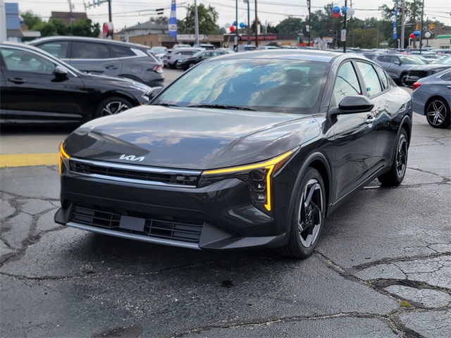 2025 Kia K4 EX photo 5