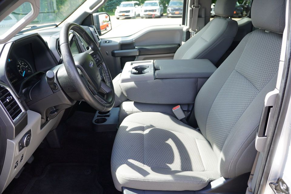 2016 Ford F-150 XLT photo 16
