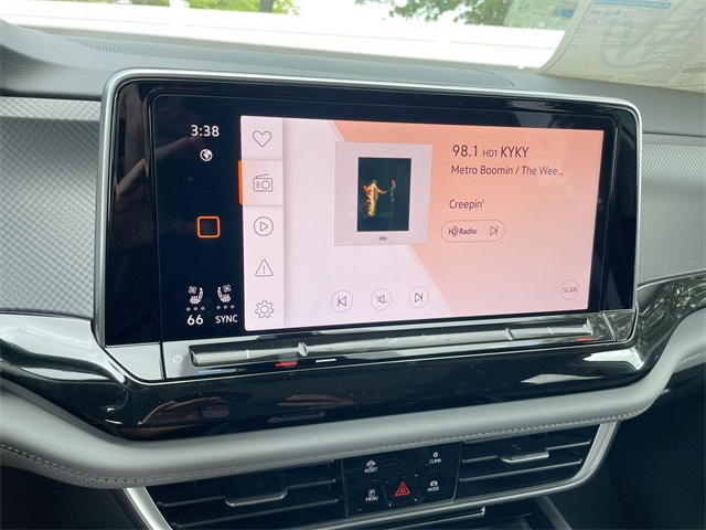 2025 Volkswagen Atlas Peak Edition SE Technology photo 32