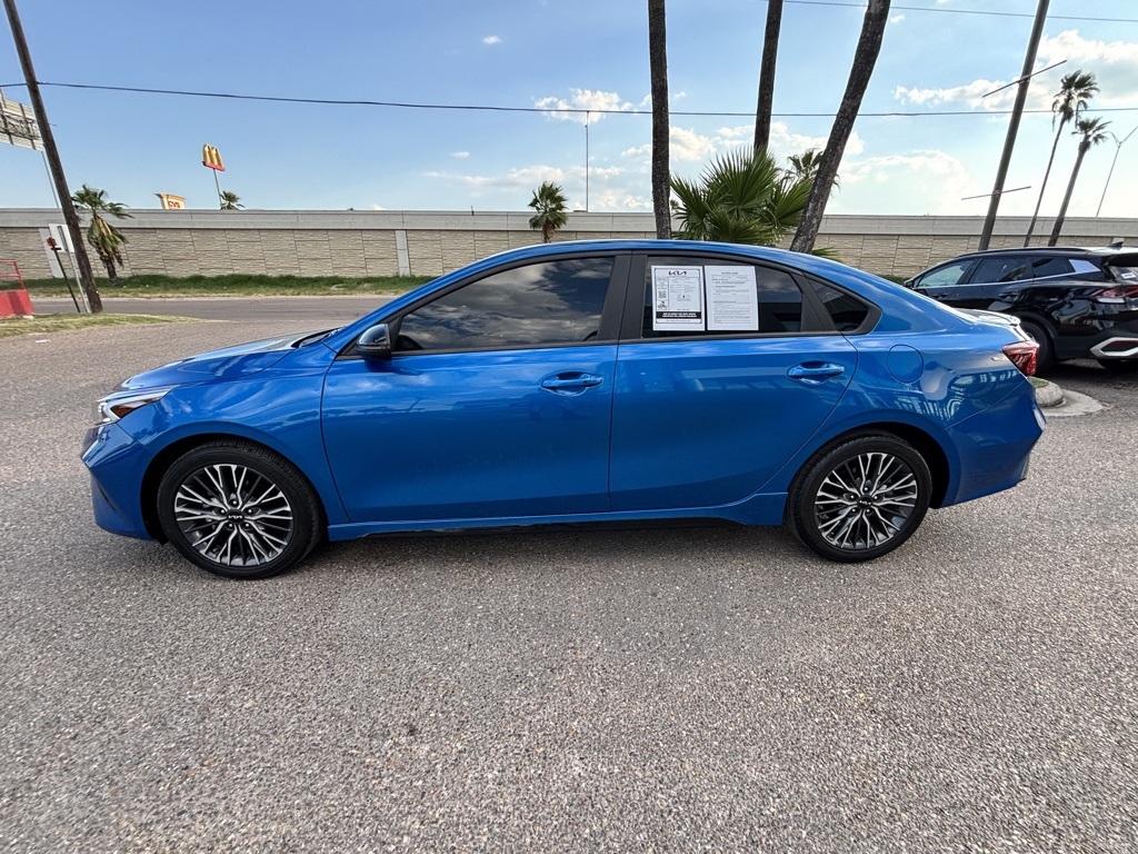 2024 Kia Forte GT-Line photo 4