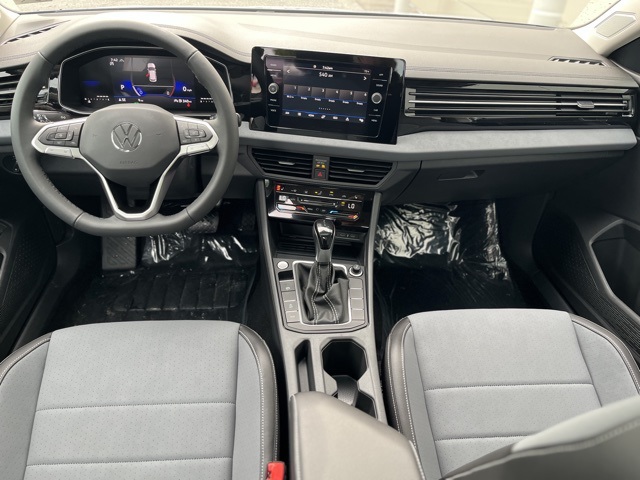 2026 Volkswagen Jetta SE photo 3