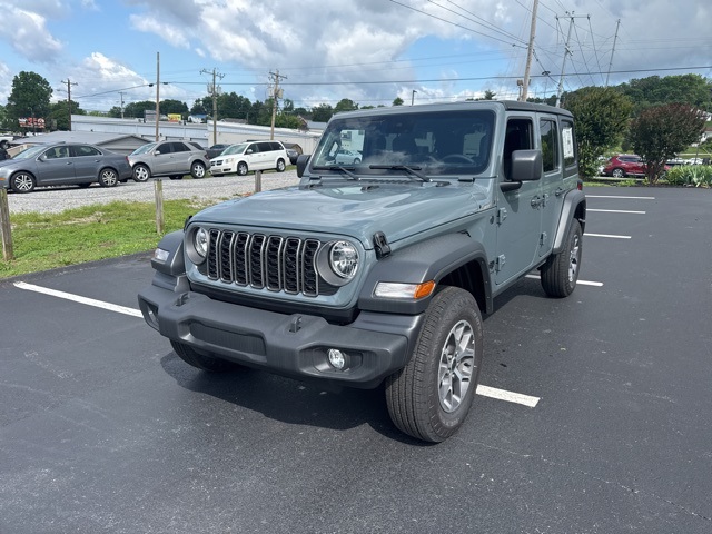 2025 Jeep Wrangler Sport S photo 3