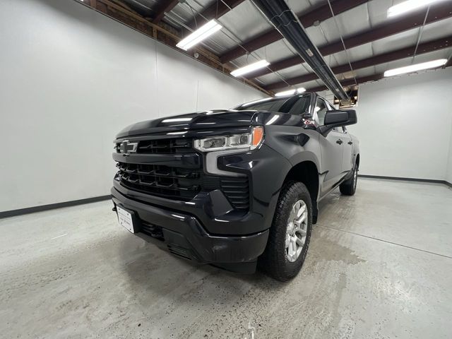 2023 Chevrolet Silverado 1500 RST photo 2