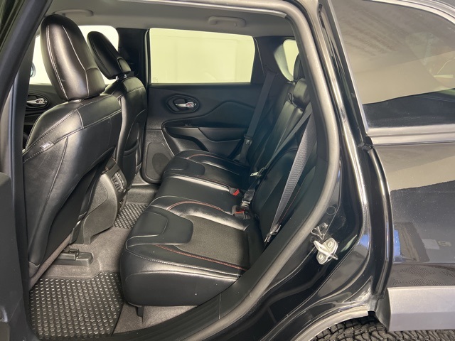 2022 Jeep Cherokee Trailhawk photo 17