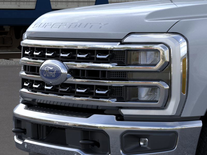 2025 Ford F-350 Lariat photo 17