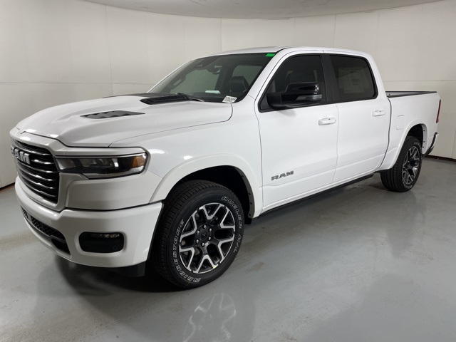 2026 Ram 1500 Laramie photo 3
