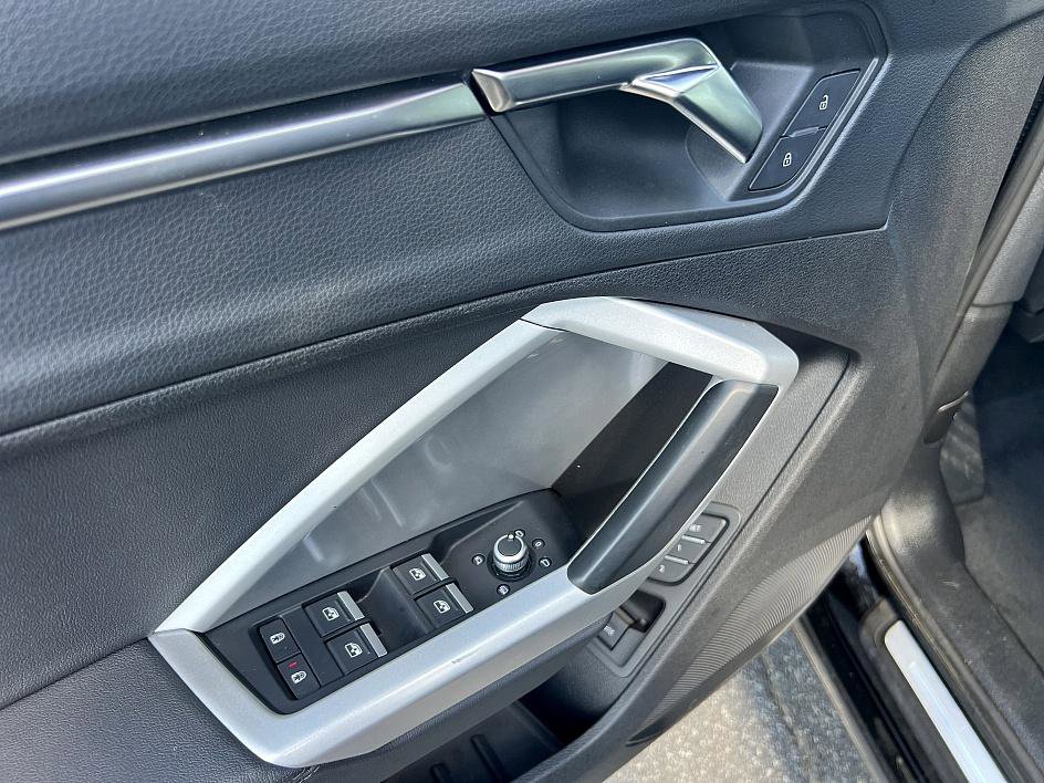 2024 Audi Q3 S line Premium photo 18