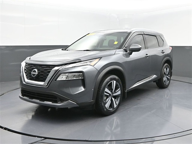 2023 Nissan Rogue SL's photo