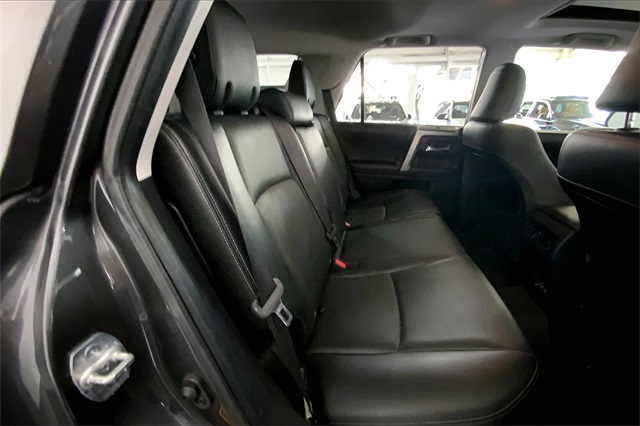 2020 Toyota 4Runner Limited 4WD photo 24