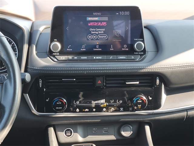 2022 Nissan Rogue SV photo 18